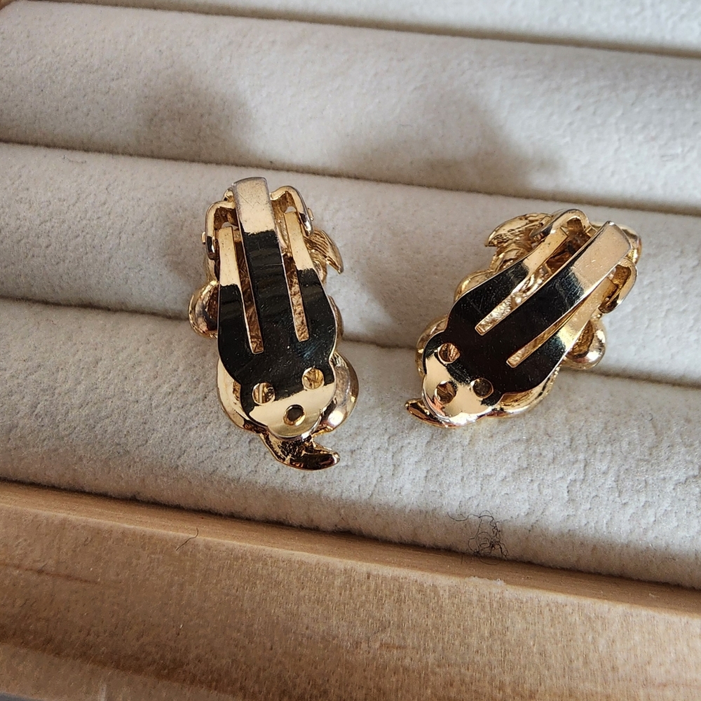 Vintage Gold Tone Leaf Faux Pearl Clip On Earrings Cluster Botanical Retro - Picture 4 of 8